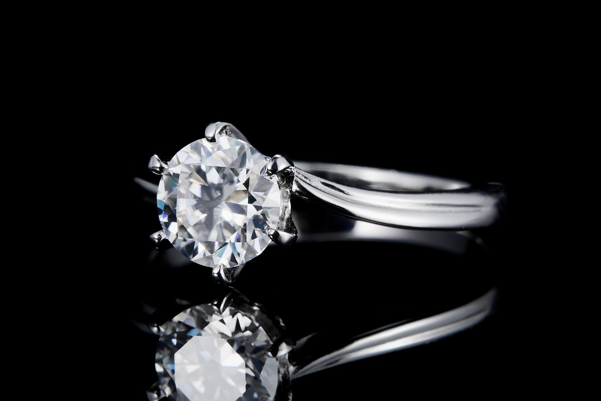 1 CT. round Moissanite Ring IMG 2