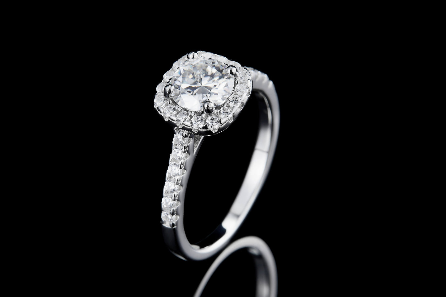 1 CT. round Moissanite Ring IMG 3