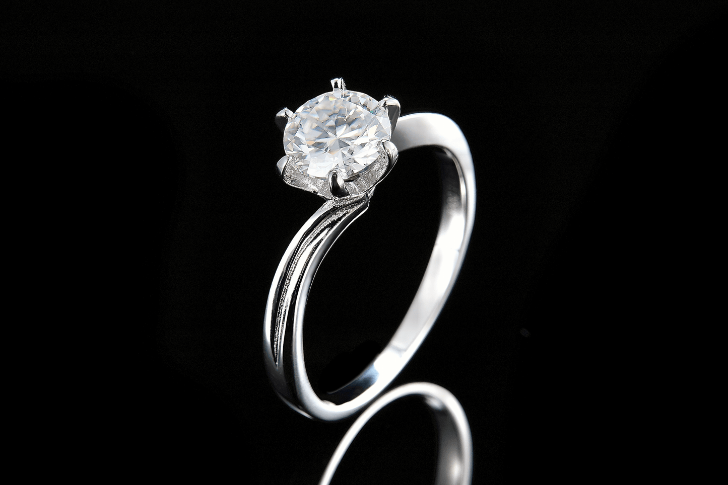 1 CT. round Moissanite Ring IMG 3