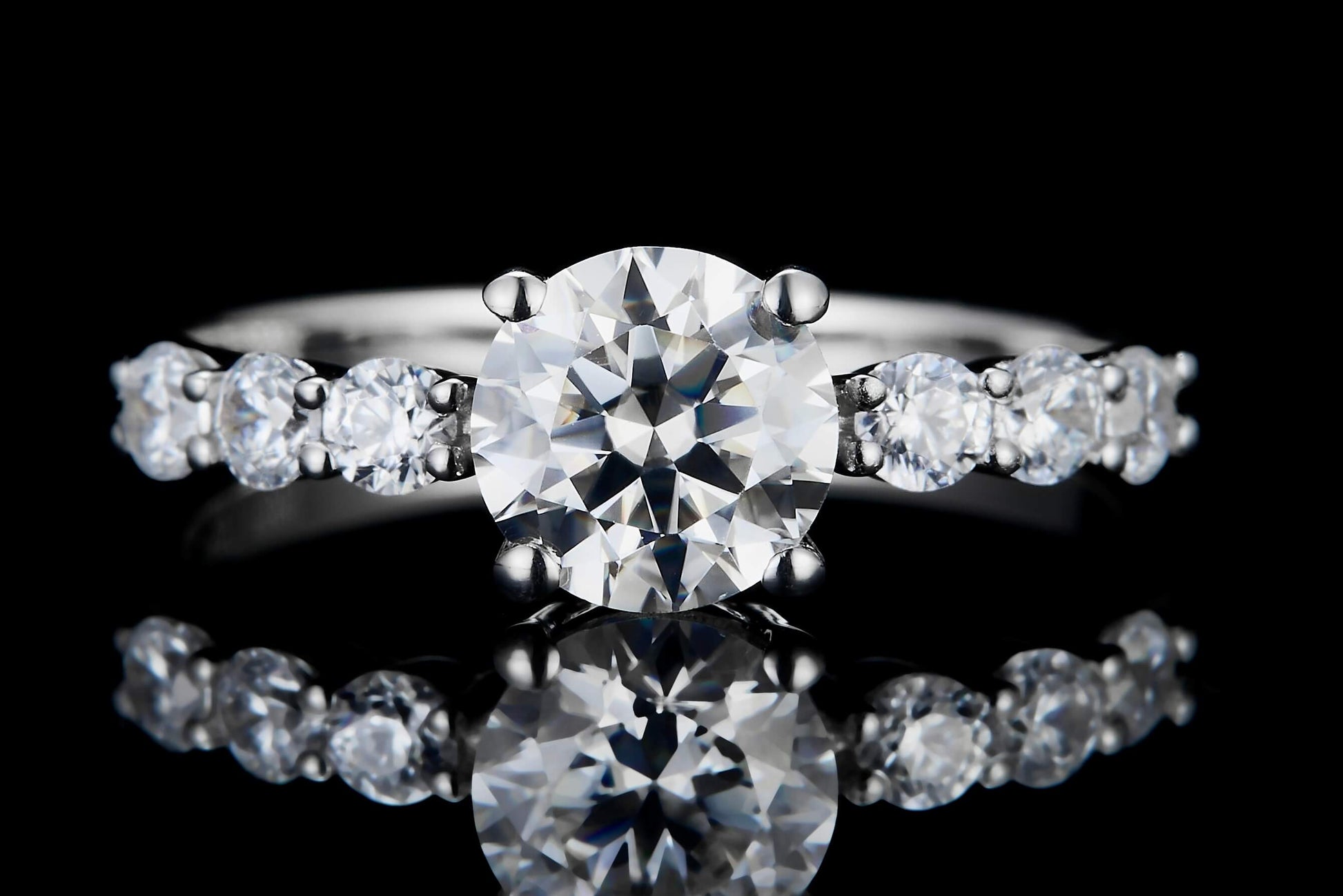 1 CT. round Moissanite Ring Real shot IMG 1