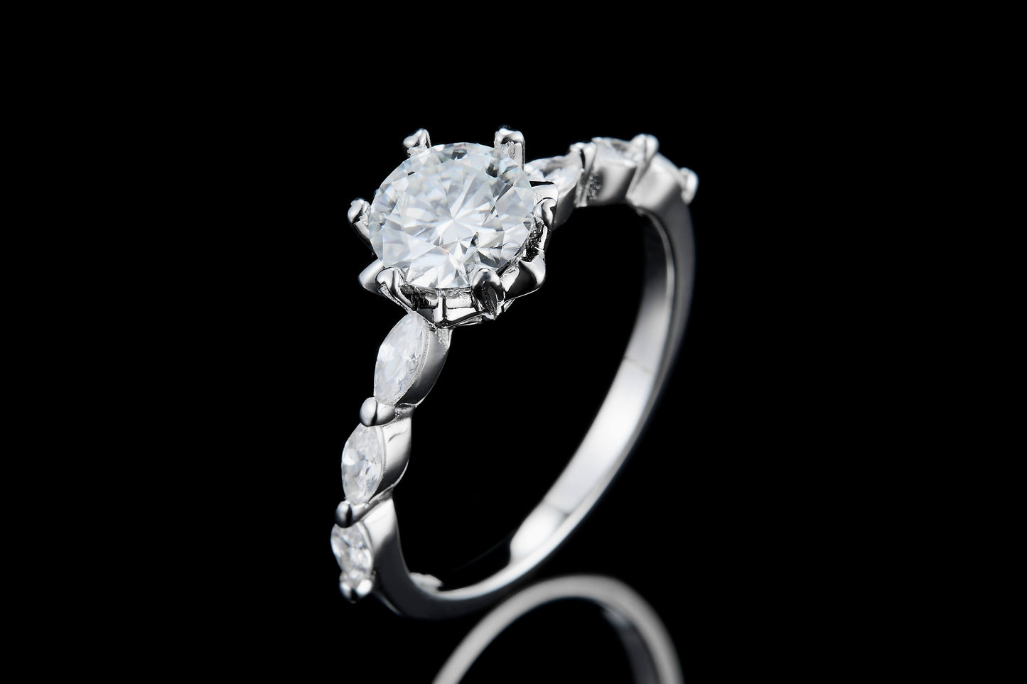 1 CT. round Moissanite Ring Real shot IMG 3