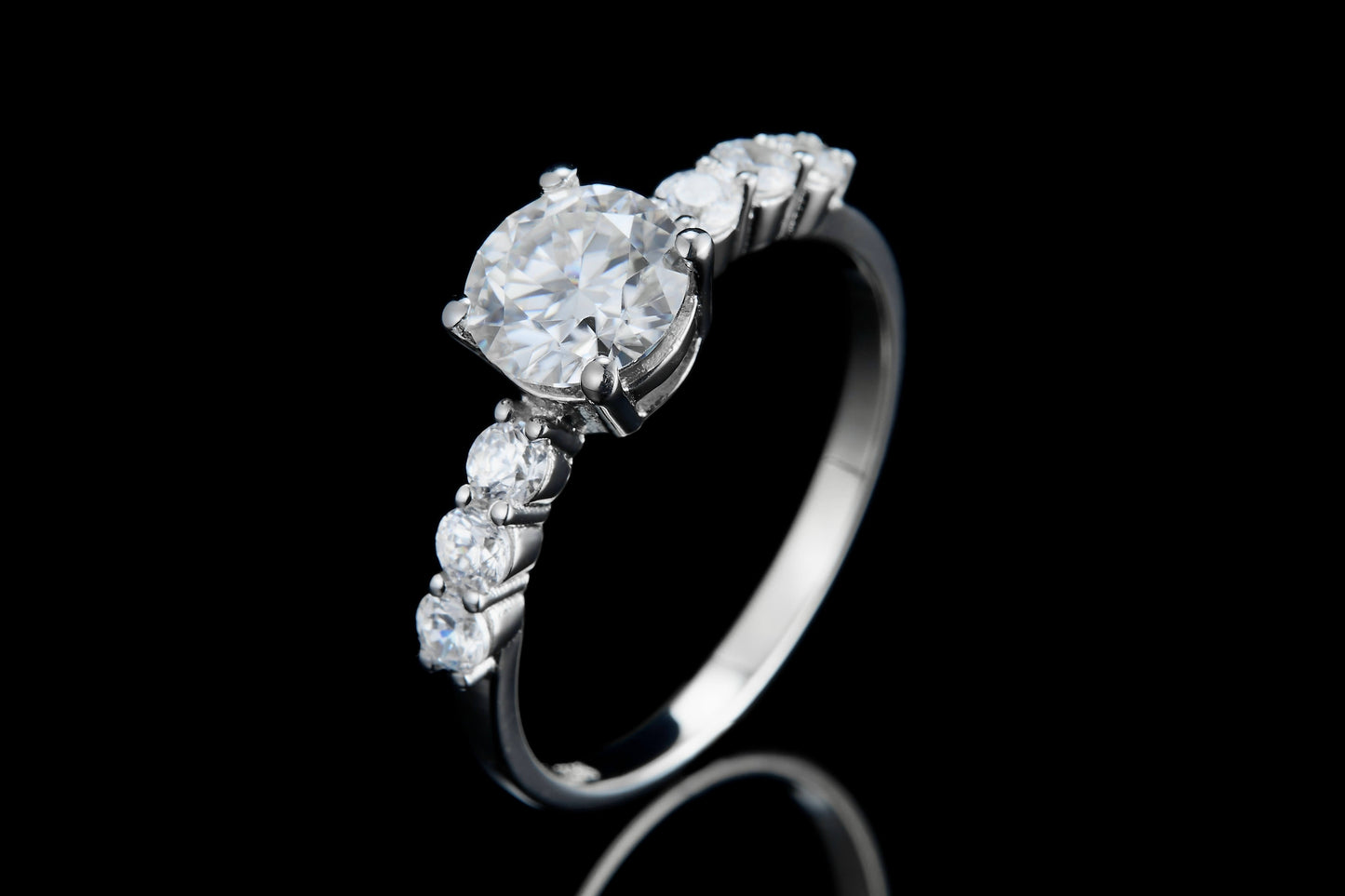 1 CT. round Moissanite Ring Real shot IMG 3