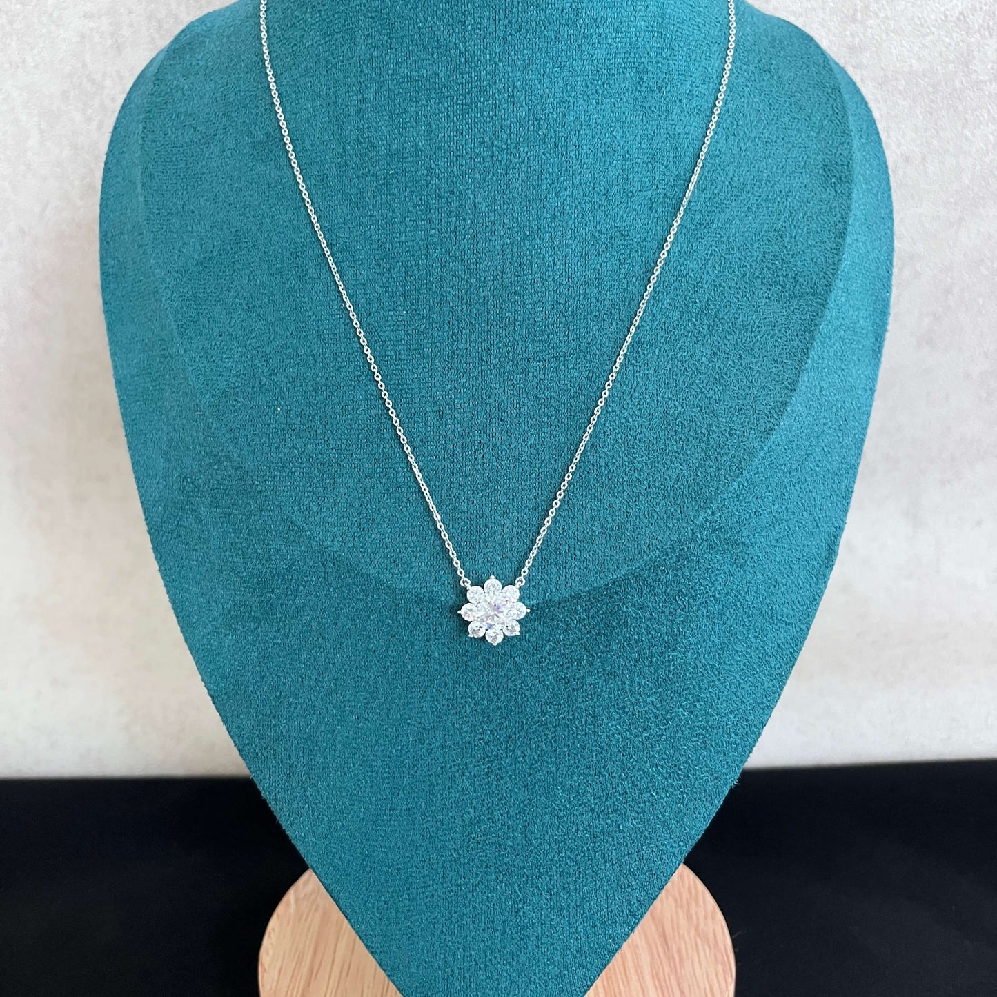 1 CT. round Moissanite Necklace Real shot IMG 5