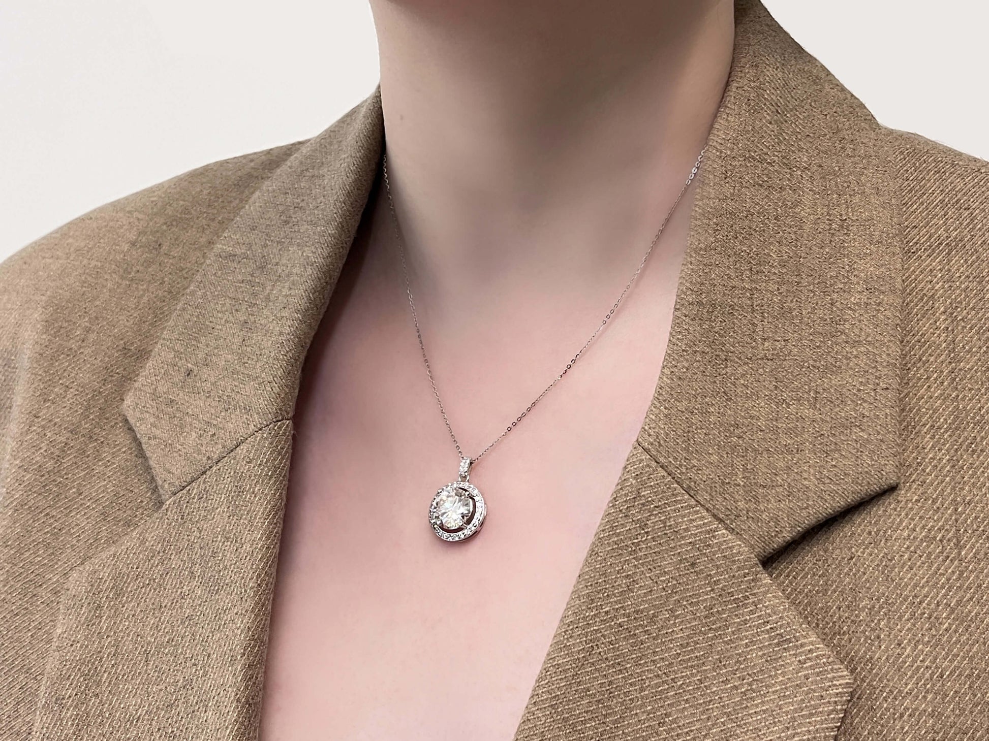 5 CT. round Moissanite Necklace Real shot IMG 4